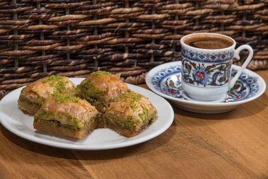 baklava and turkish coffee