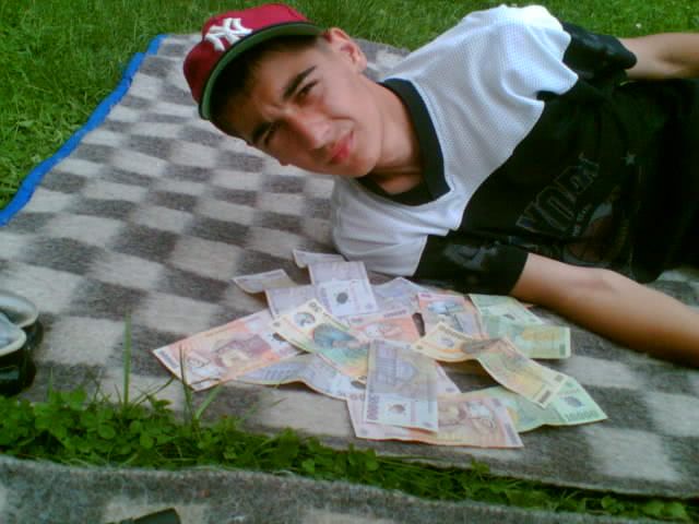 Emy&Money