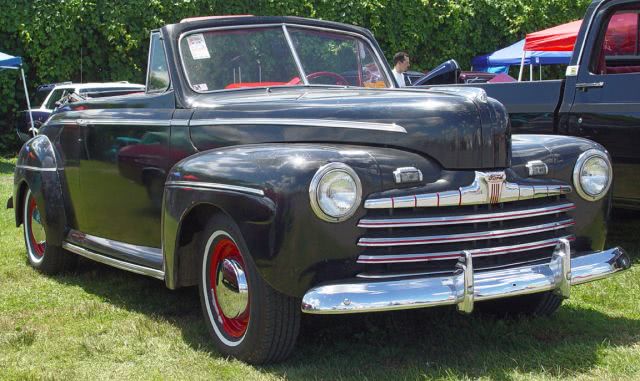 1946 Ford Convt Black re rims sy