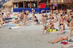 topless romanca in tatele goale pe plaja la eforie