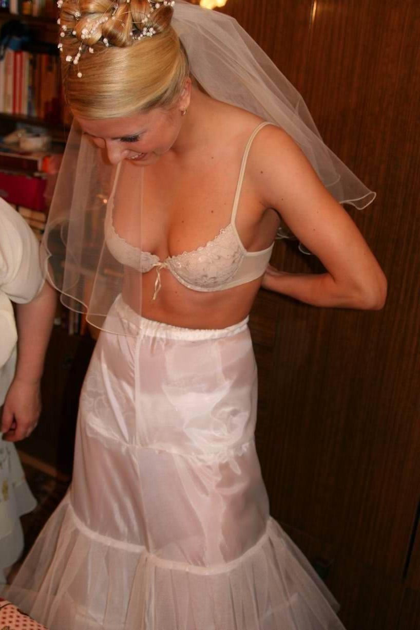wedding oops upskirt voyeur toplessvoyeur