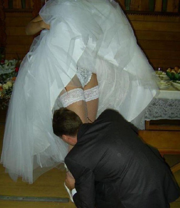 wedding oops upskirt voyeur peeks bucuresti