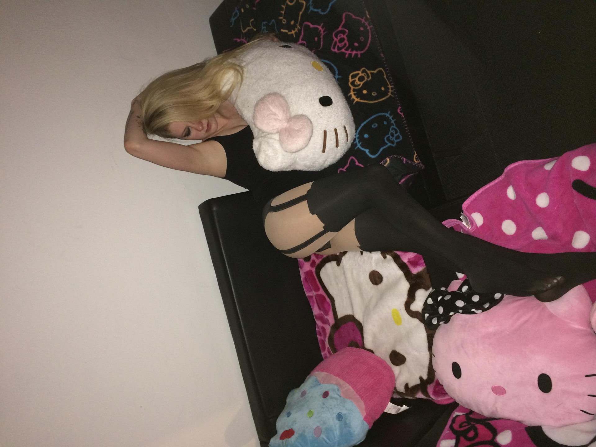 Avril Lavigne Naked lavigne jpg Avril Lavigne Naked lavigne