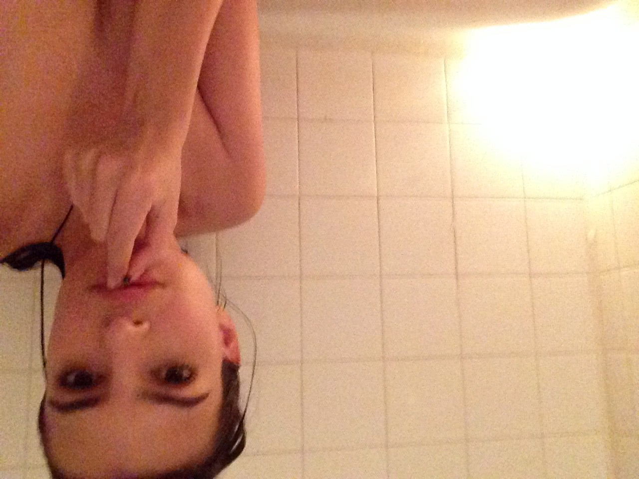 Emily Ratajkowski Nude Fapening Model Sexy romance