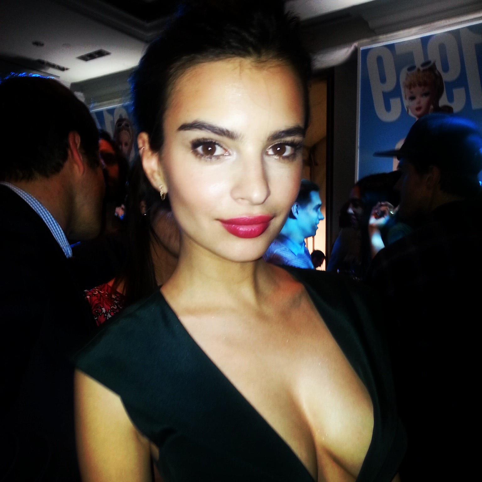 cele Emily Ratajkowski Nude Fapening Model Sexy jpg cele Emily Ratajkowski Nude Fapening Model Sexy