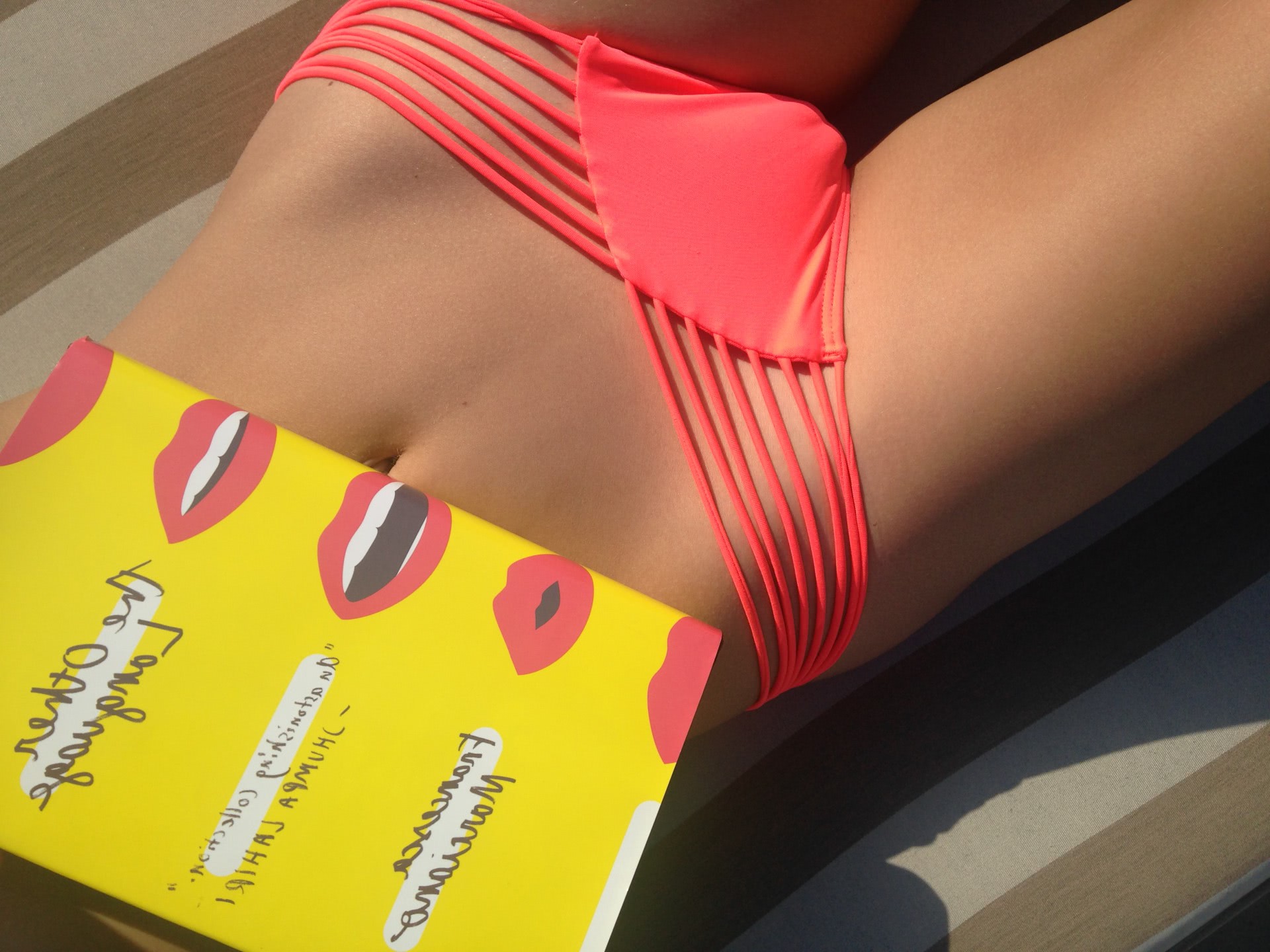 Emily Ratajkowski Nude Sexy plaja