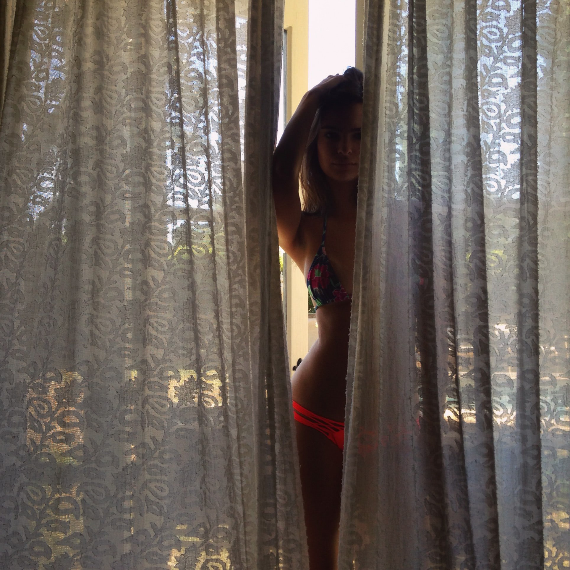 Emily Ratajkowski Nude Sexy upskirtnude