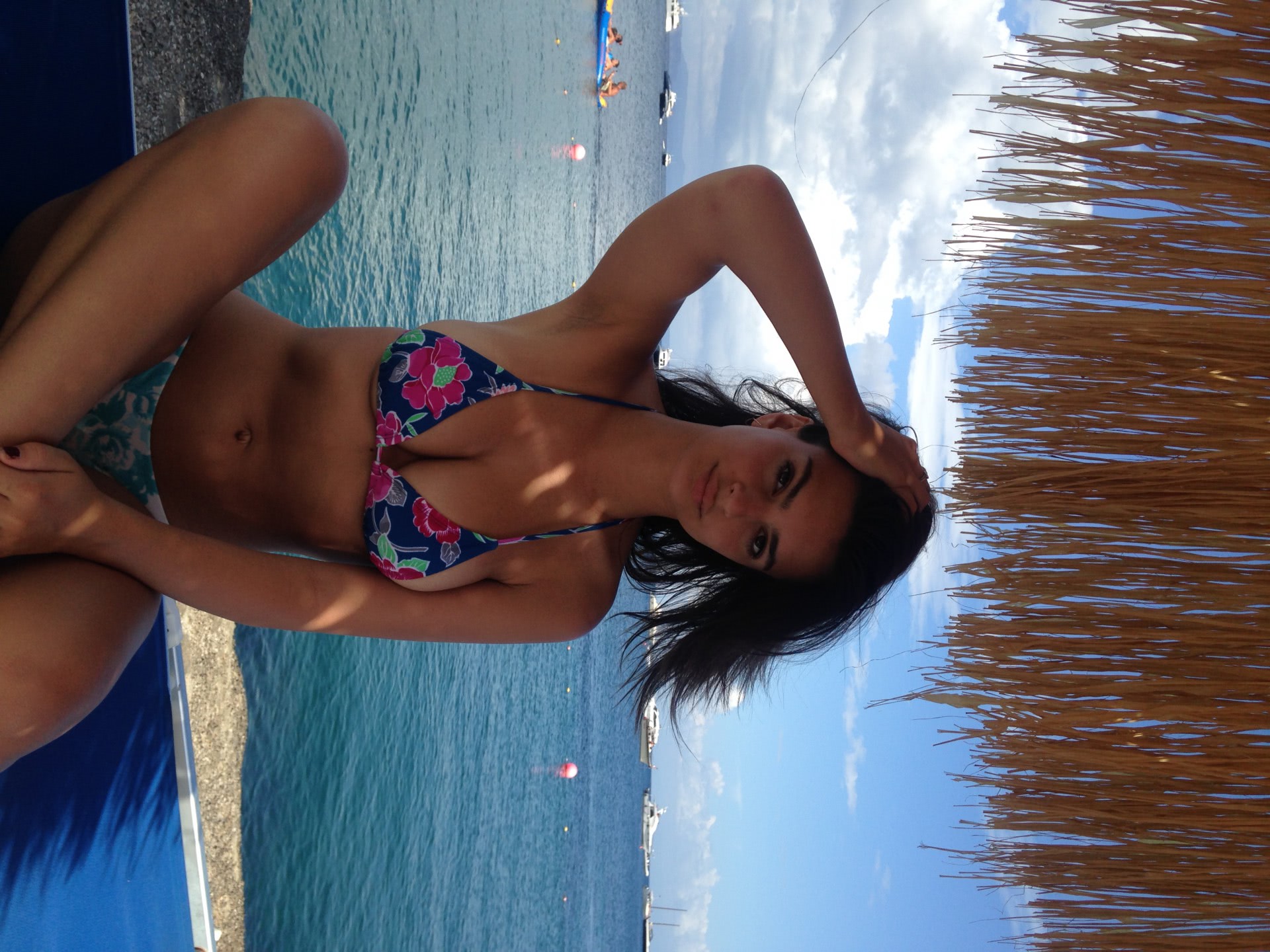 fete Emily Ratajkowski Nude Sexy