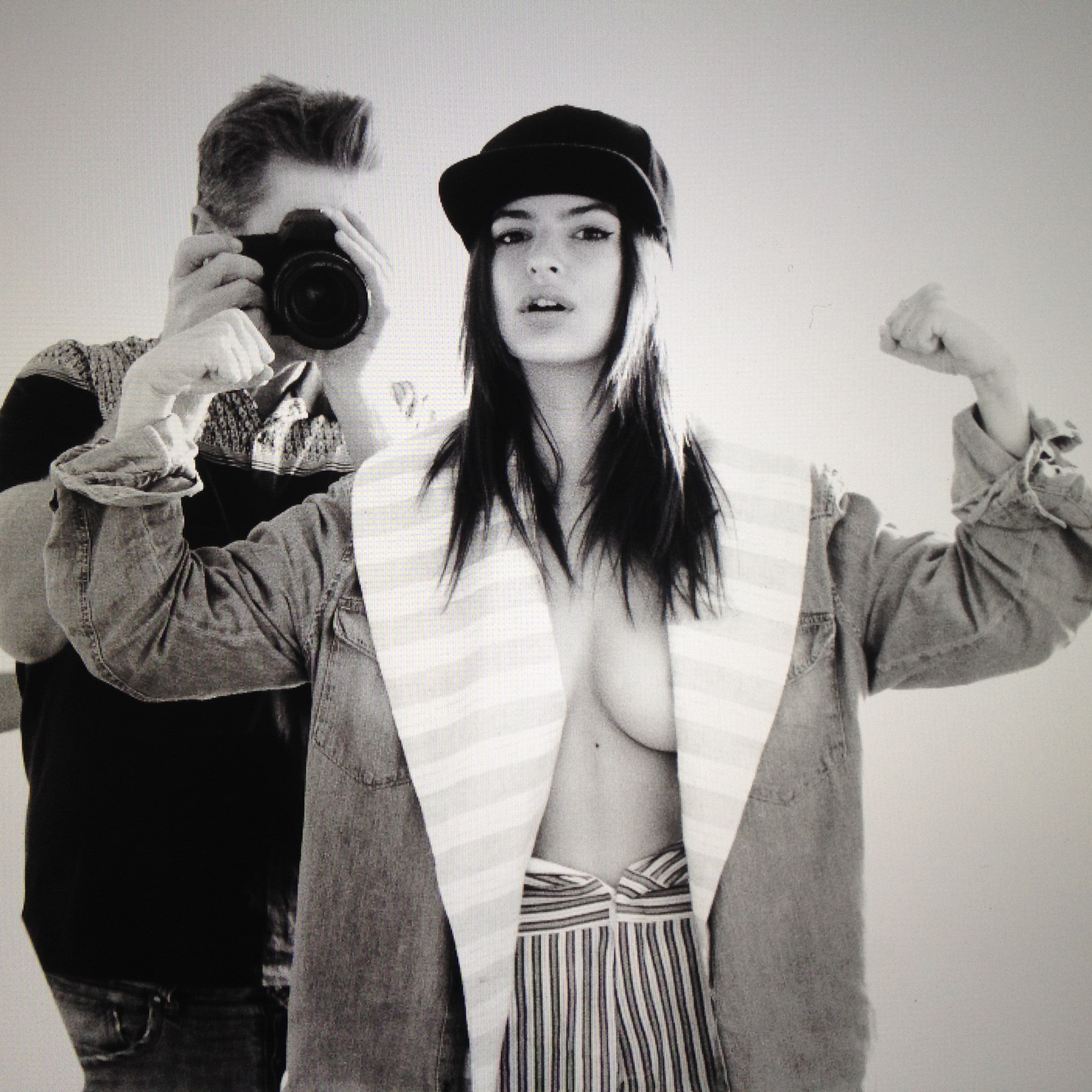 pizde Emily Ratajkowski Nude Sexy jpg pizde Emily Ratajkowski Nude Sexy