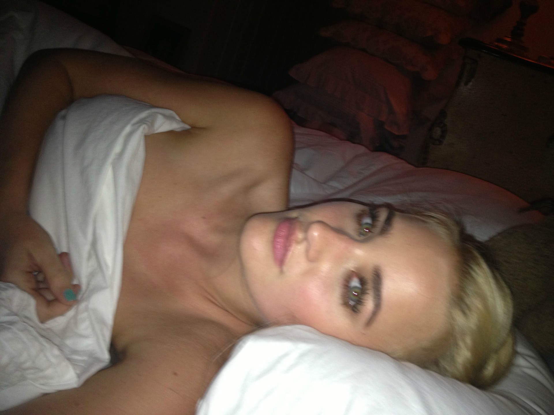 porn Michalka Sisters Naked jpg porn Michalka Sisters Naked