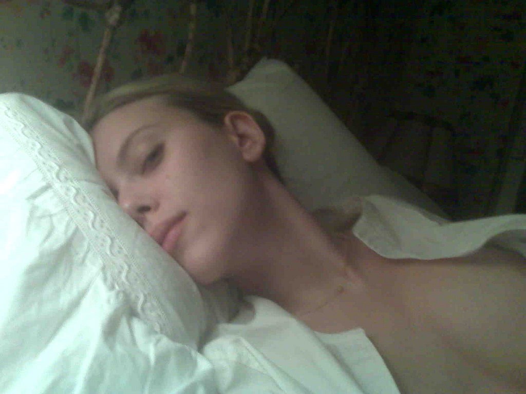 Scarlett Johansson Naked sexy