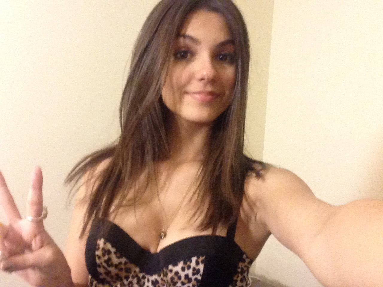 62 Victoria Justice jpg 62 Victoria Justice