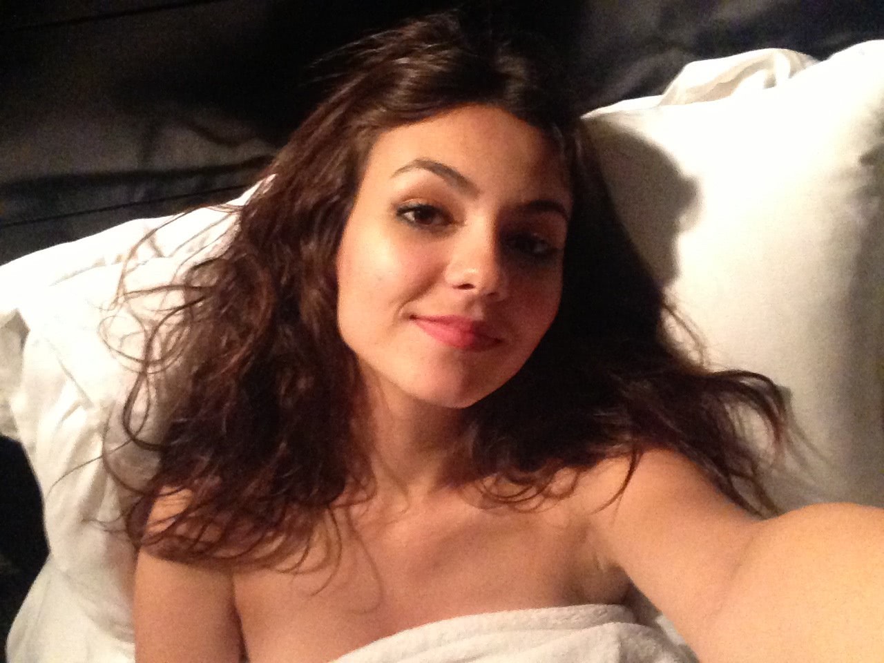 Victoria Justice 60 jpg Victoria Justice 60