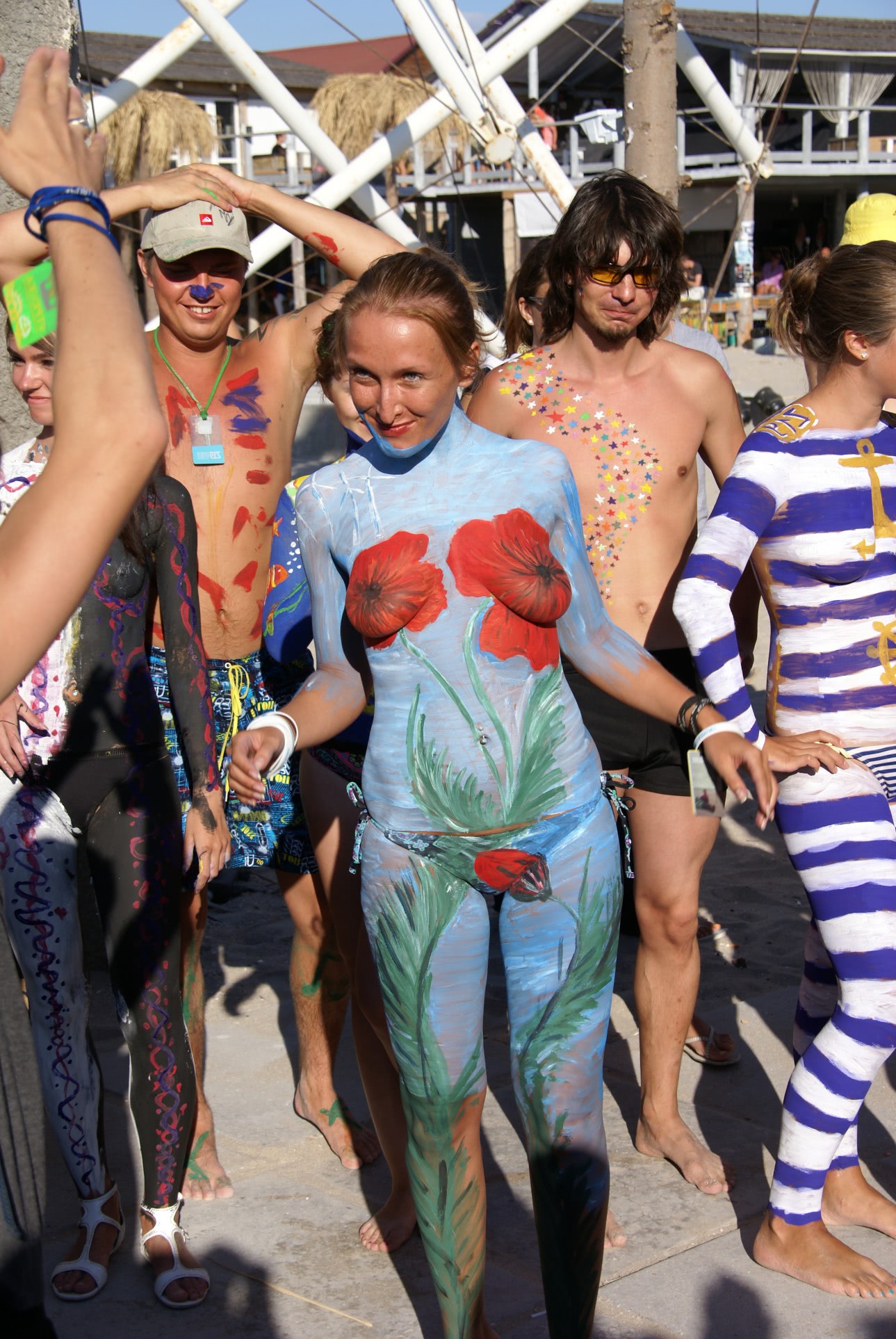 muie bunaciune pe plaja te ai scufunda putin in curul ei