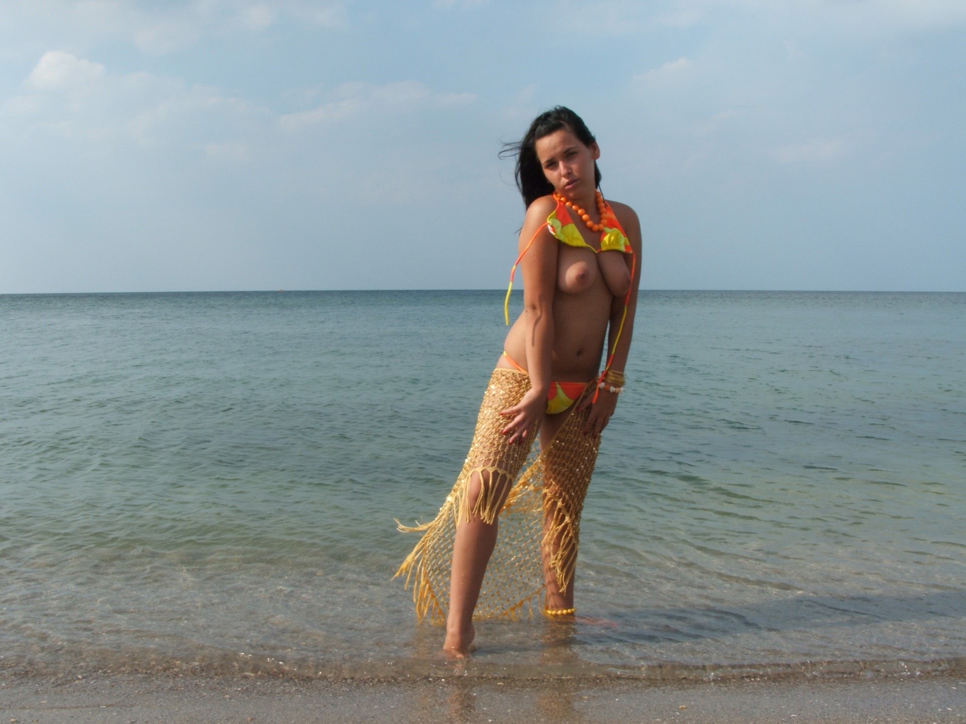 porno fata cu pizda rasa se rupe in figuri pe malul marii jpg porno fata cu pizda rasa se rupe in figuri pe malul marii