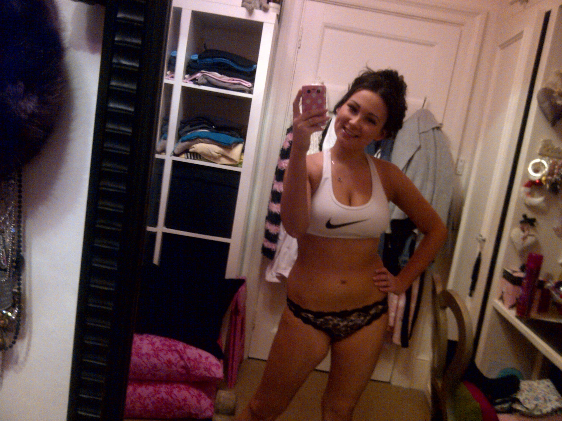 faze tari cu pizde si a scos pizda la inaintare femei