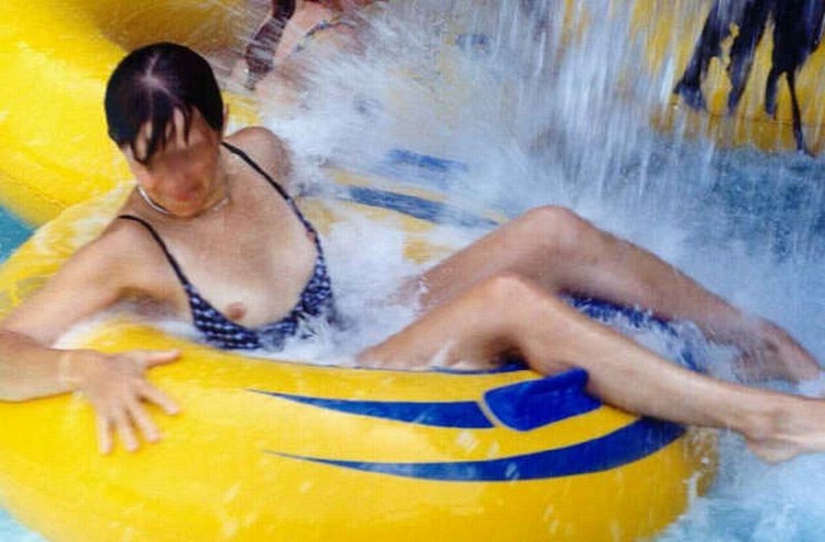 femei dezbracate gratis sub