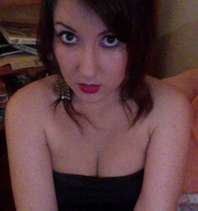 femei frumoase in pizda goala telefon