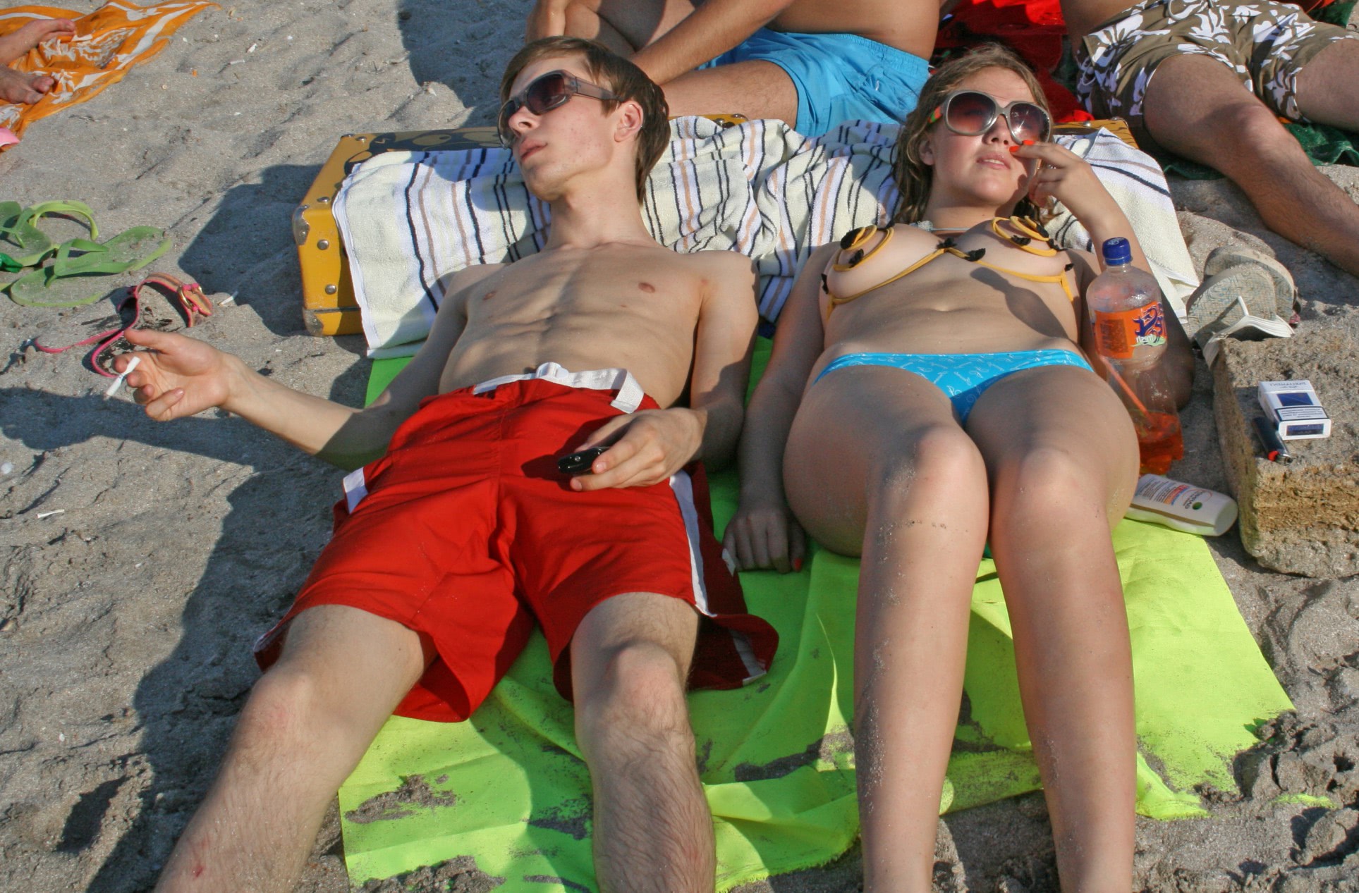 goale femei la plaja