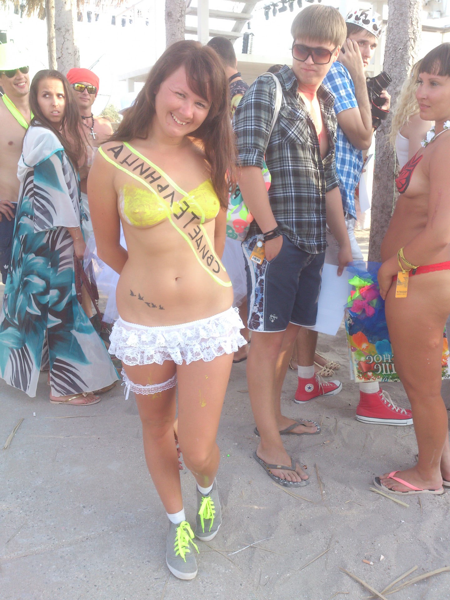 femei nud la plaja dezbracate constanta