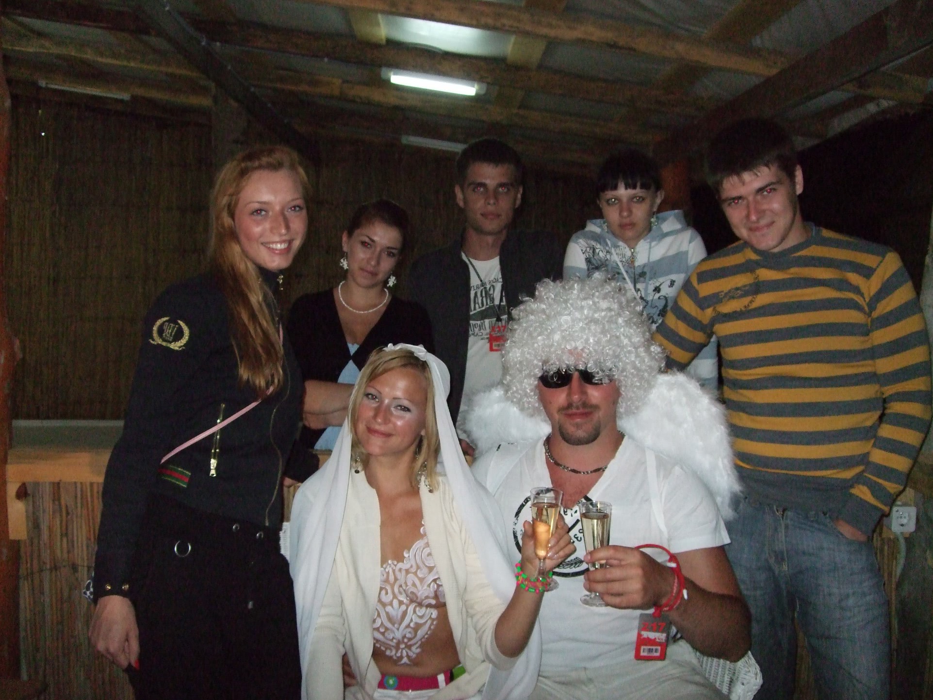 femei nud la plaja dezbracate model