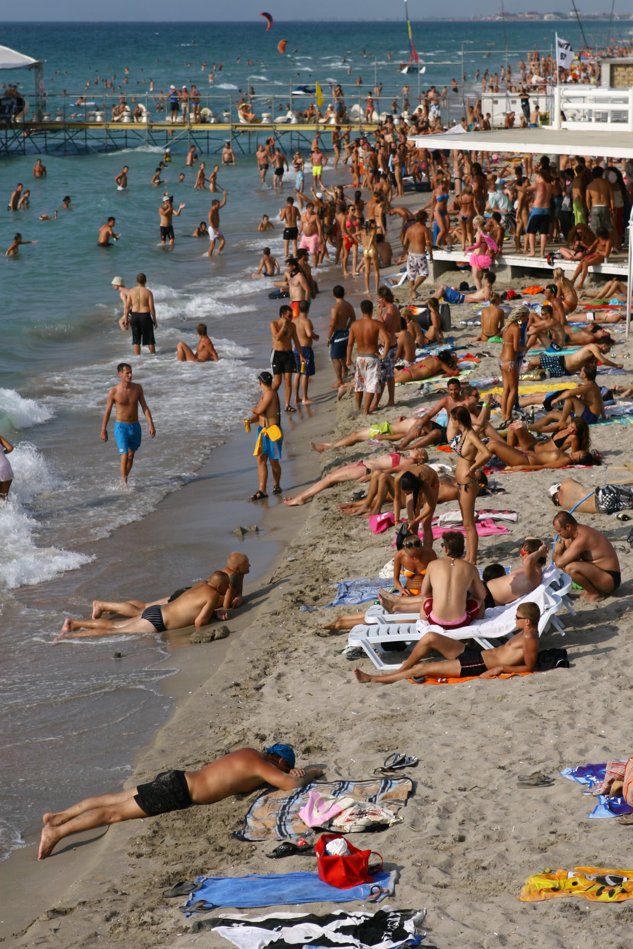 public femei plinute goale