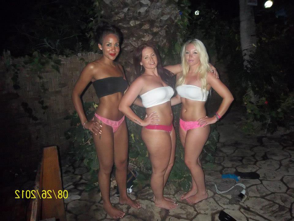 femeie goala constanta jpg femeie goala constanta