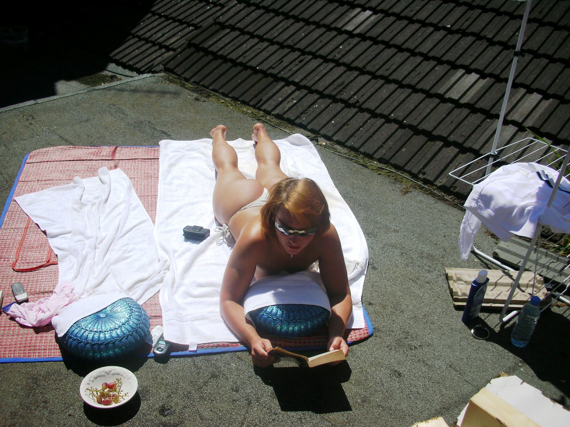 femeie goala fete jpg femeie goala fete