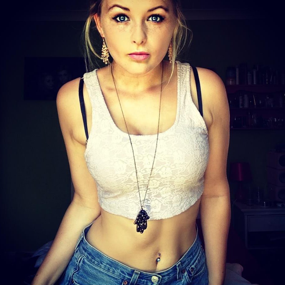 pula femeie goala jpg pula femeie goala