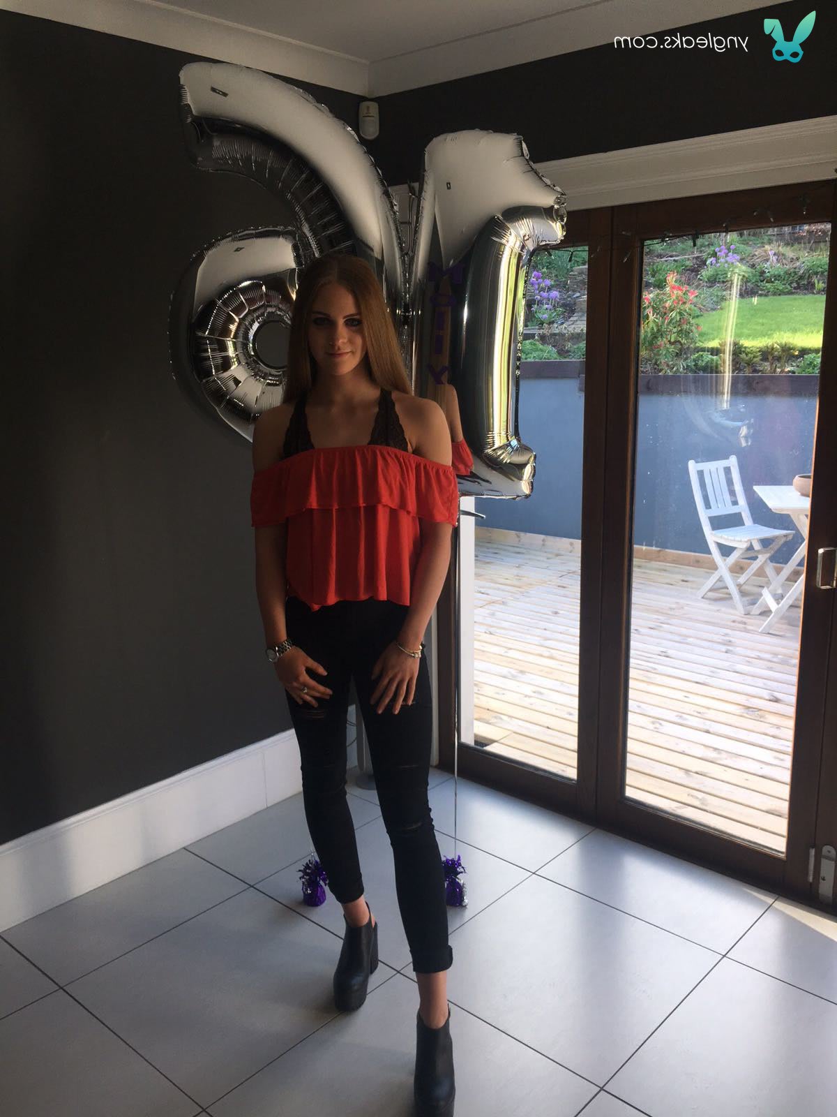 fete care cauta iubit pe facebook casatorie