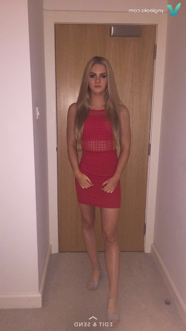 fete care cauta iubit pe facebook gol