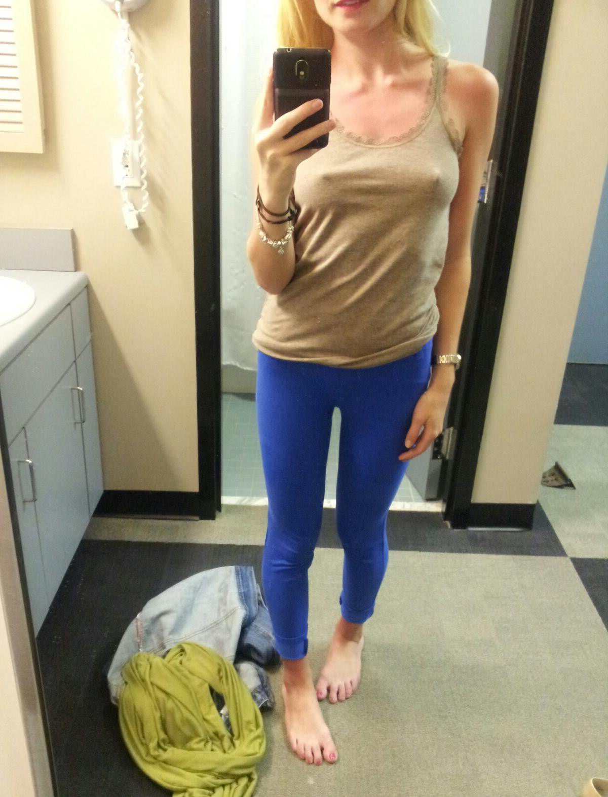 futut fete goale chisinau