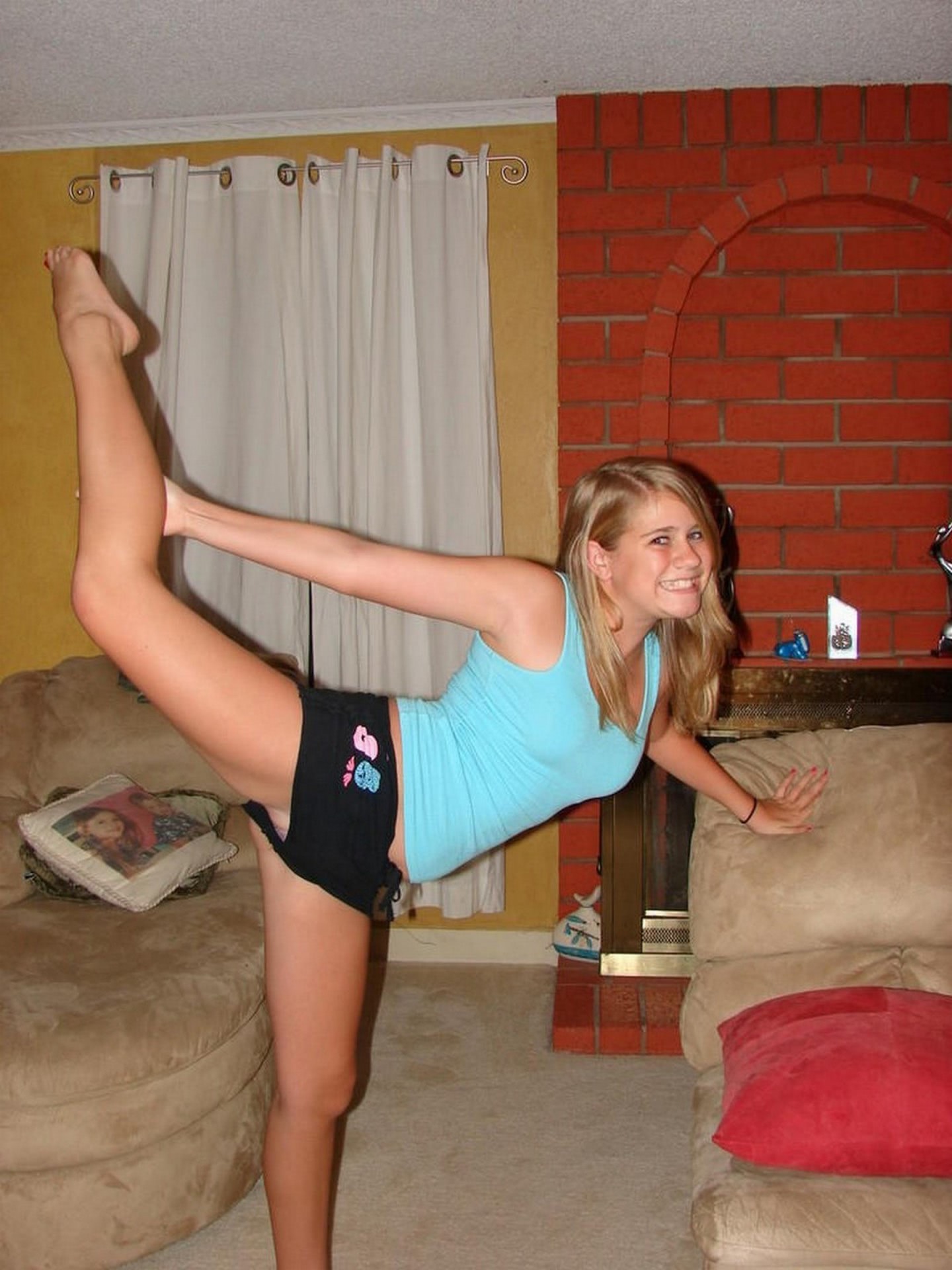 numere fete goale sex jpg numere fete goale sex