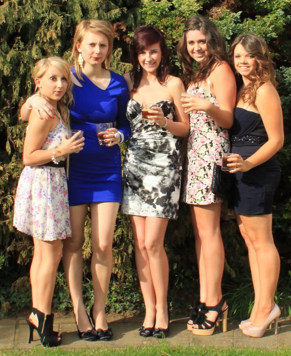 fete husi vaslui plaja jpg fete husi vaslui plaja