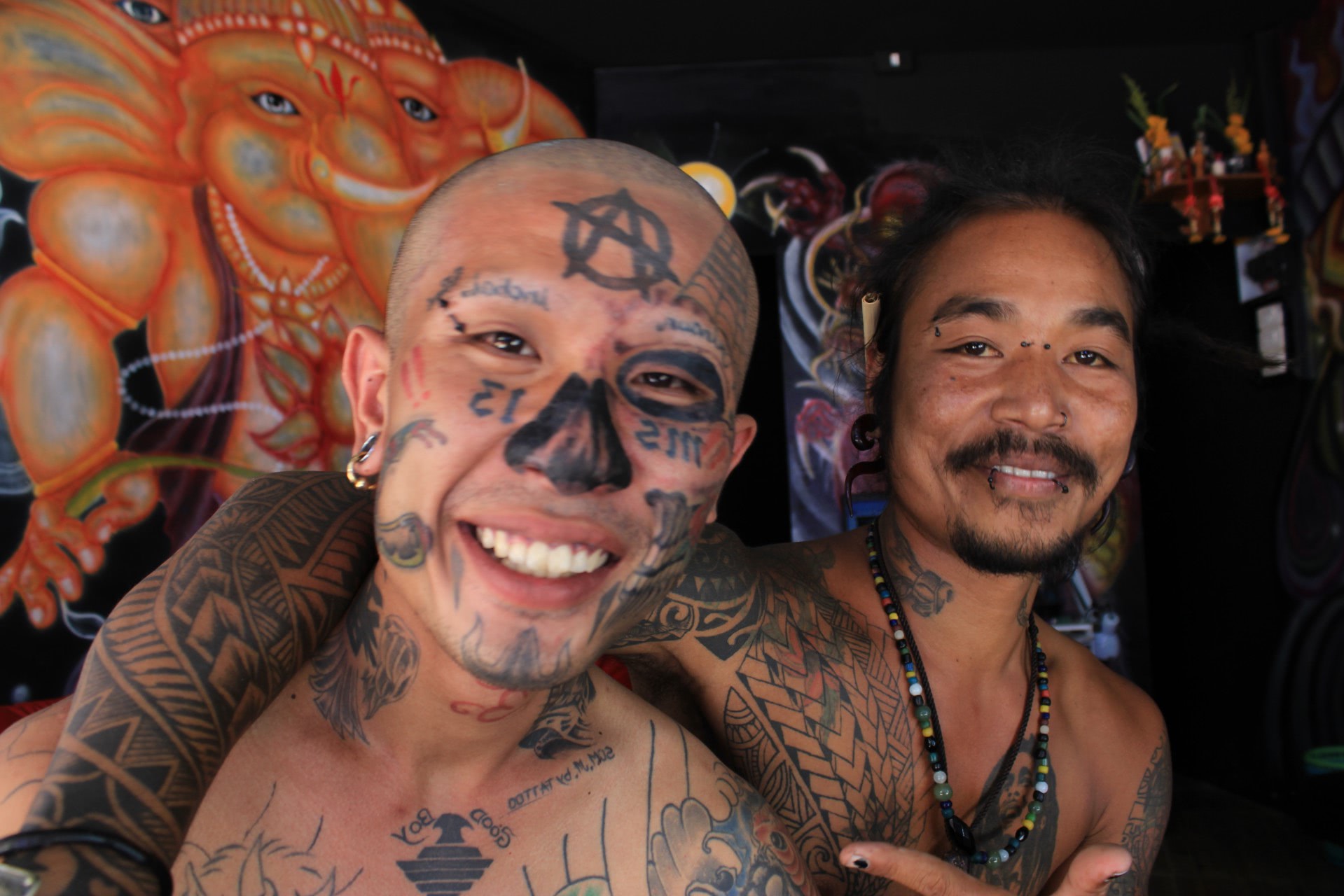 fete poze goale caut