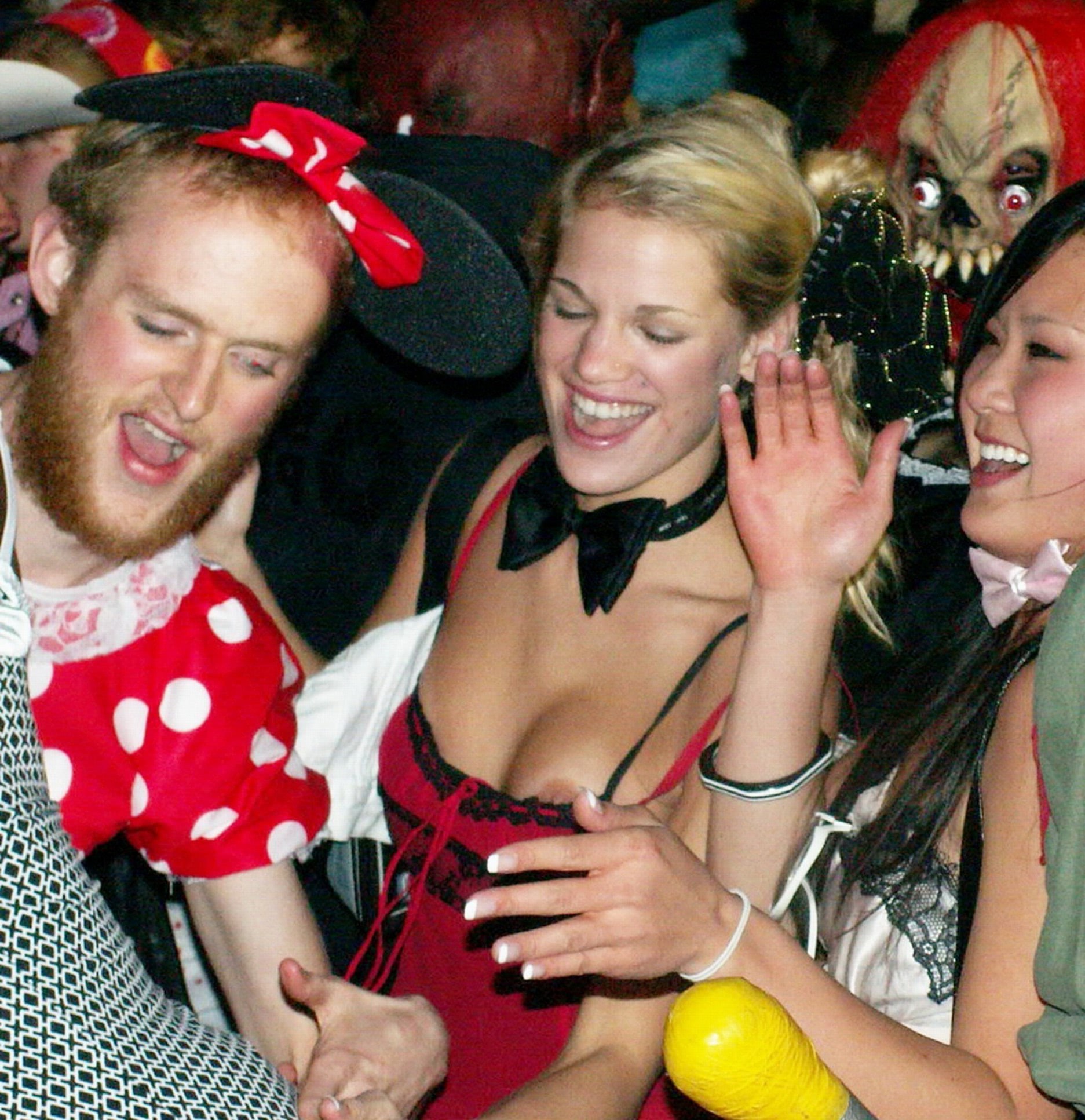 brasov fete sexy si goale