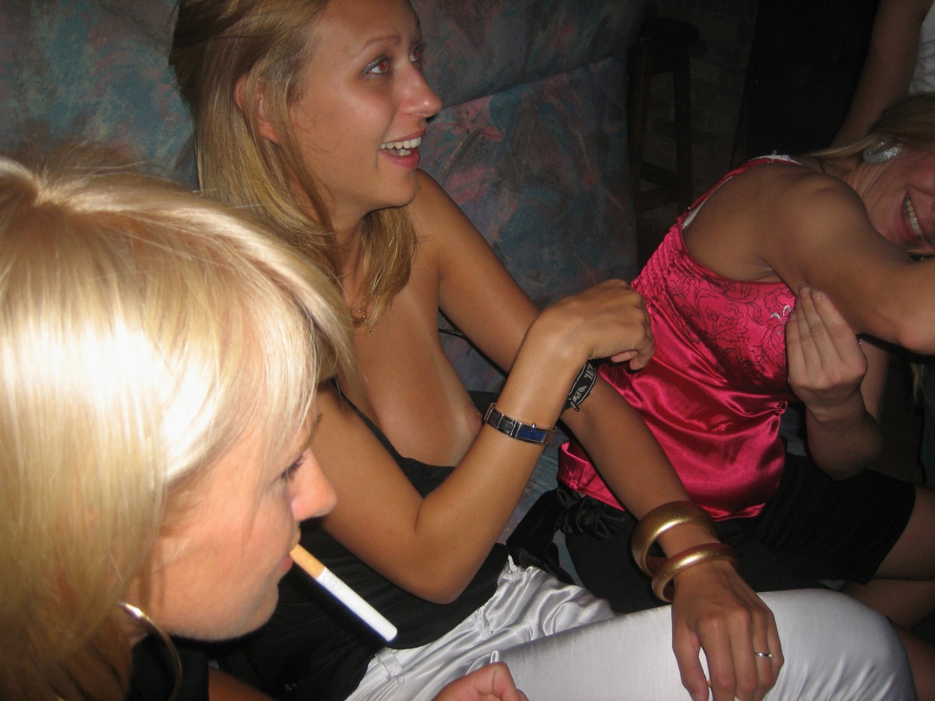 fete sexy si goale pizde