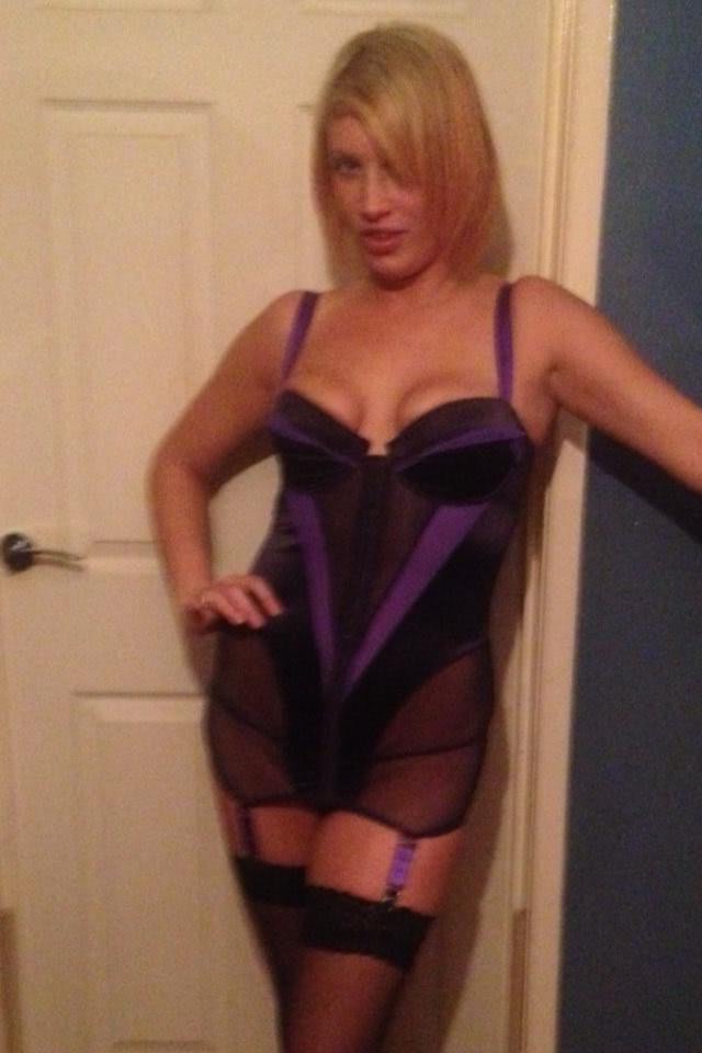 futai la pizda goala blonda