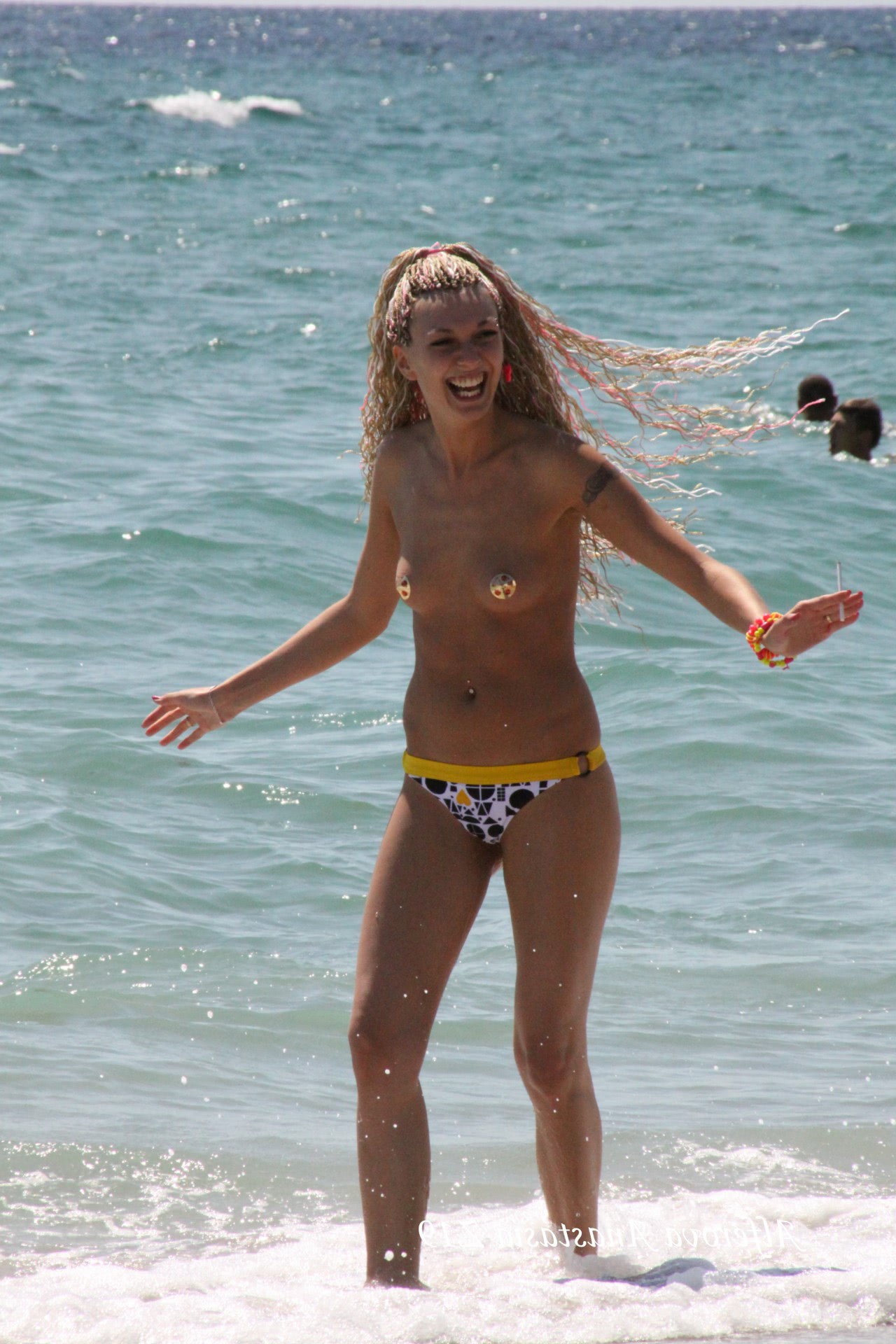 gratis in pizda goala la plaja