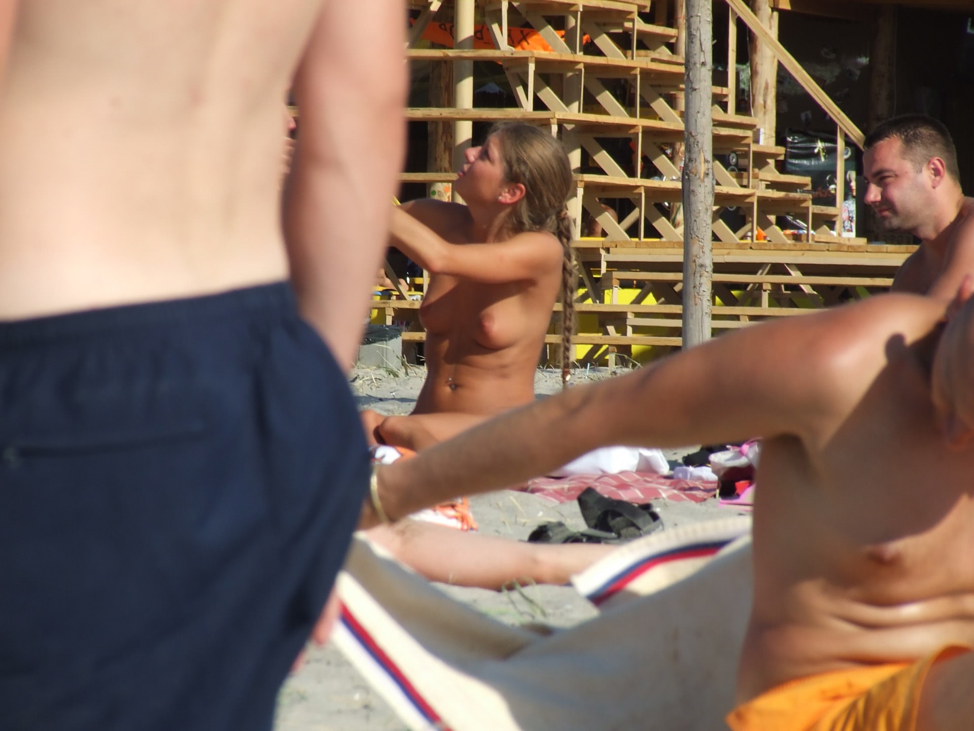 super in pizda goala la plaja