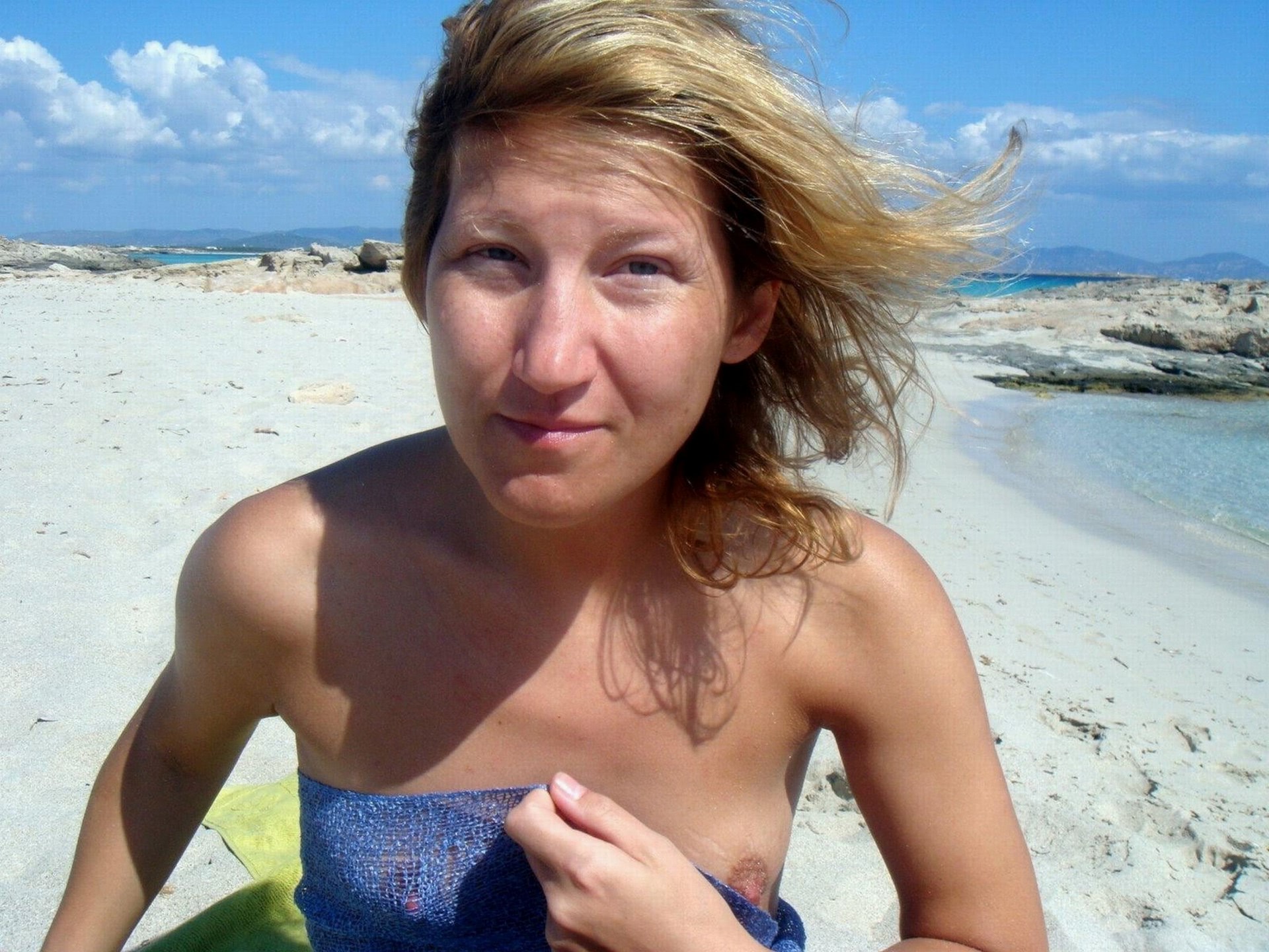 celeb oops downblouse pack voyeur