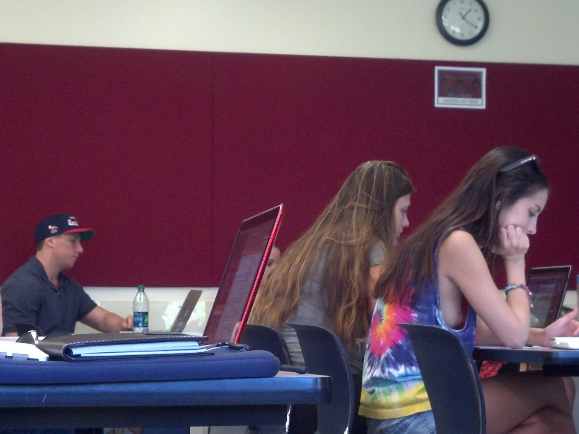 oops downblouse pack voyeur toplessvoyeur