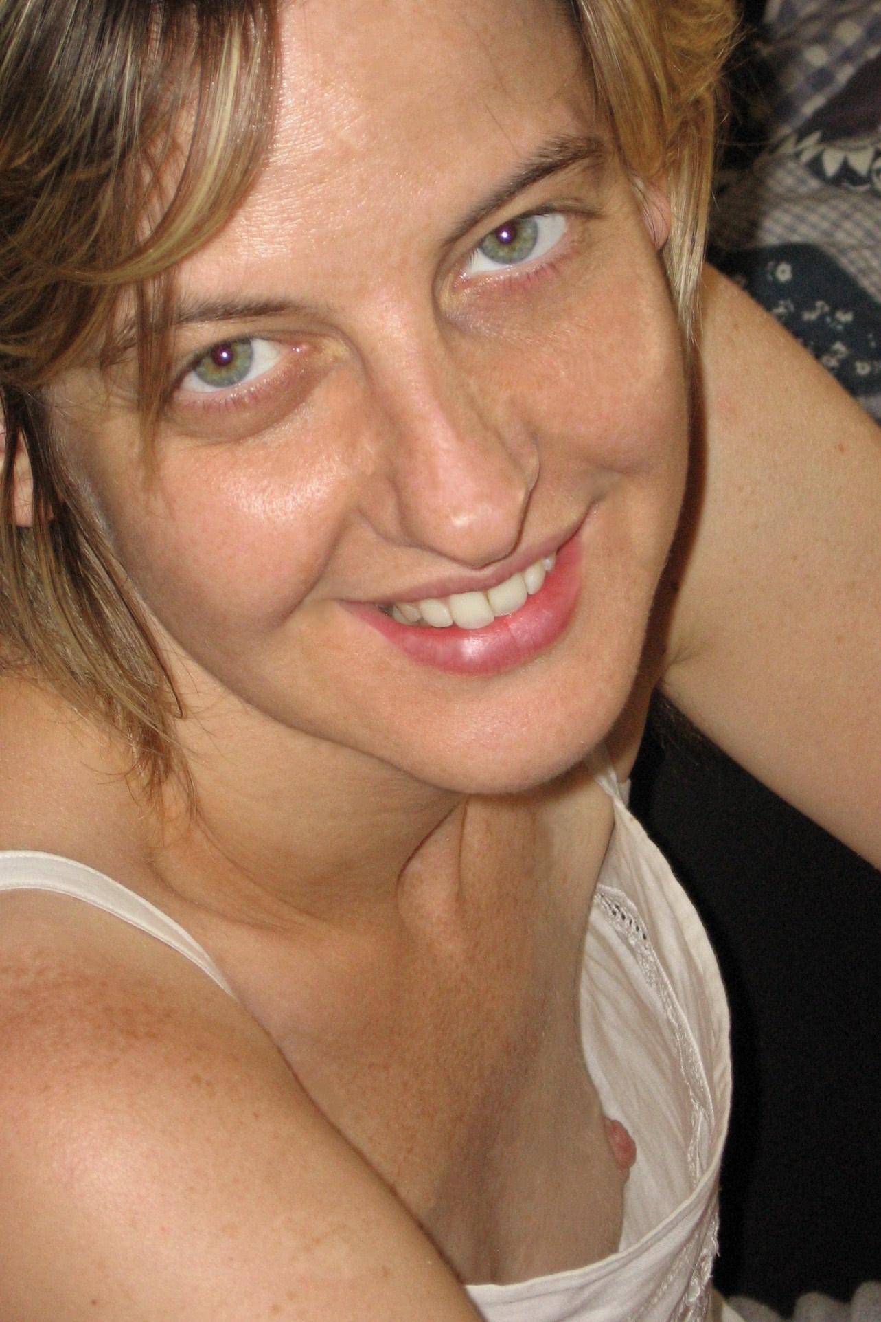 pics oops downblouse pack voyeur