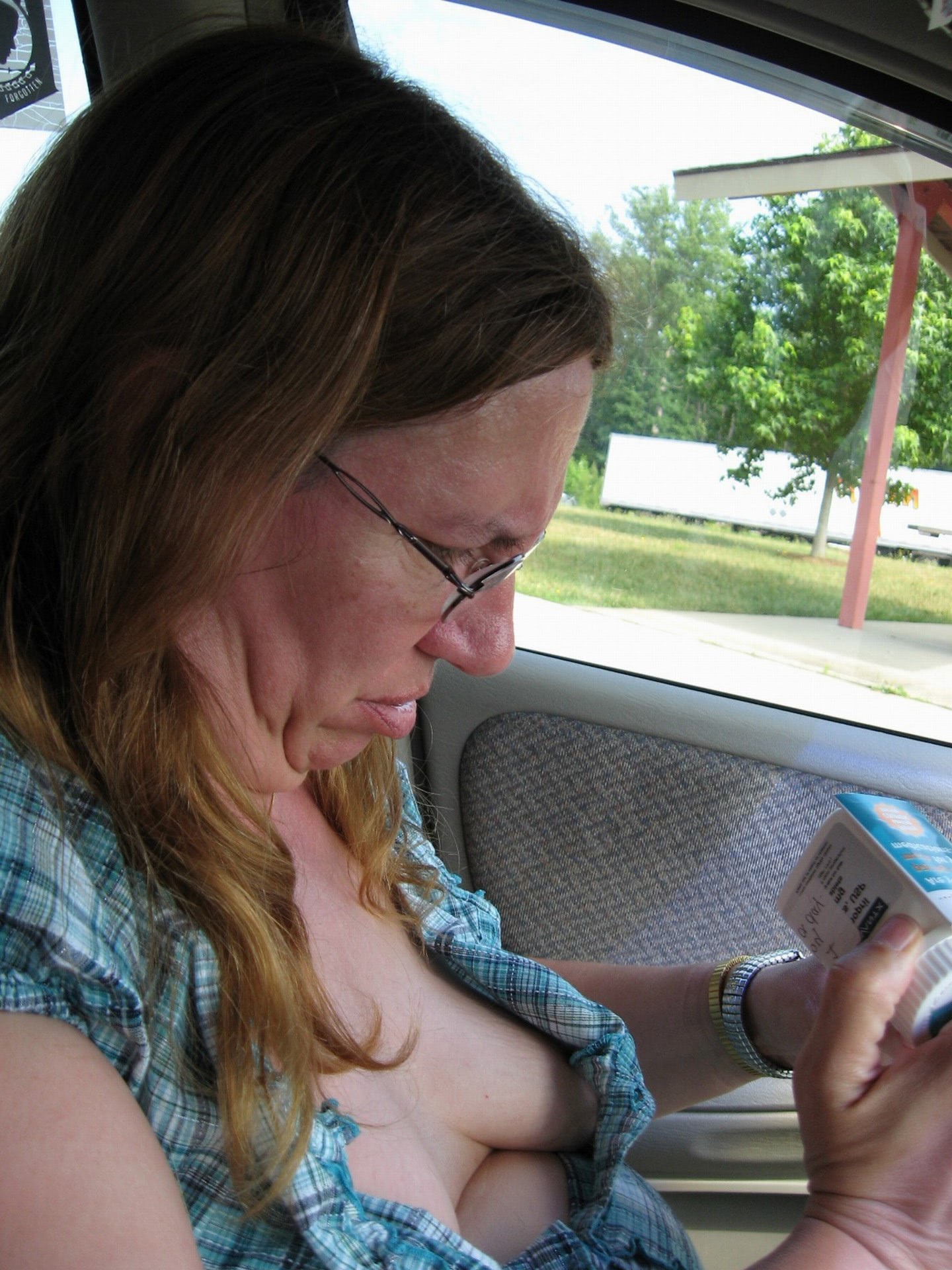 post oops downblouse pack voyeur