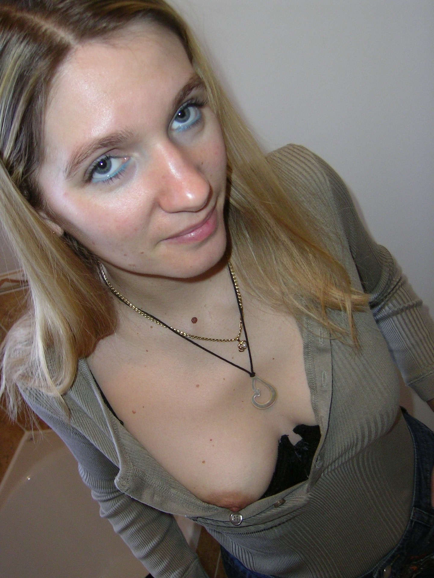 public oops downblouse pack voyeur