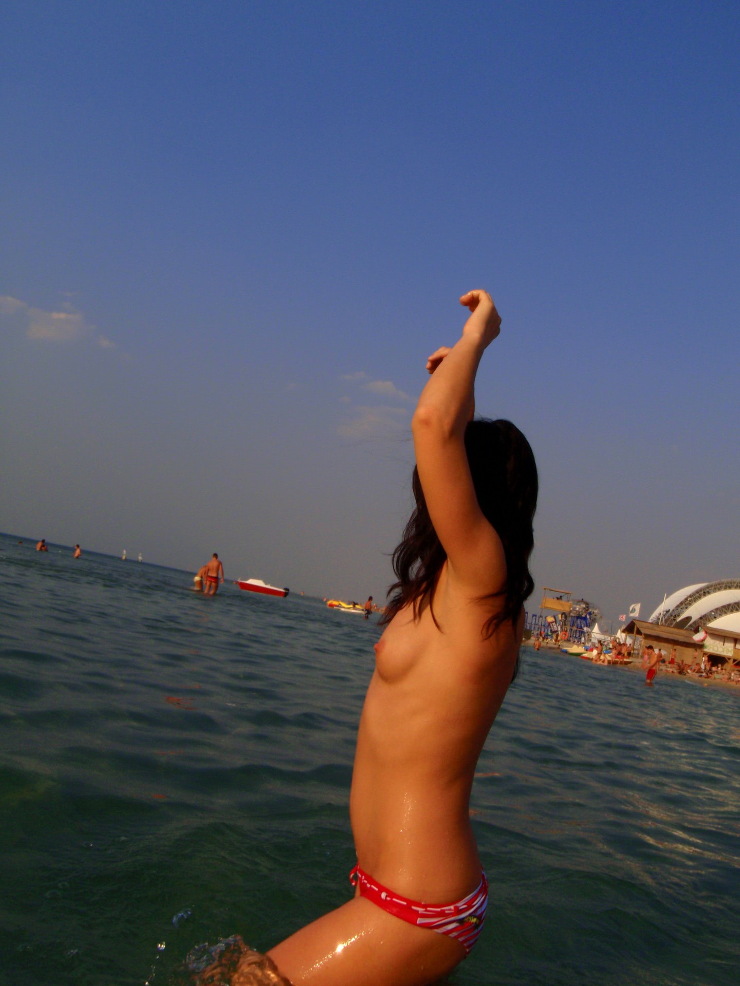 petrecere cu fete goale singure