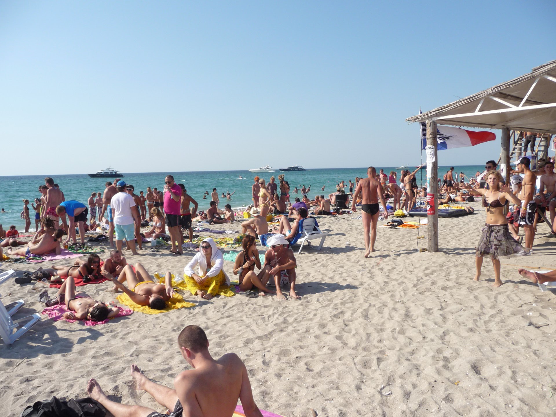 nevasta pizda si cur gata de actiune pe plaja jpg nevasta pizda si cur gata de actiune pe plaja