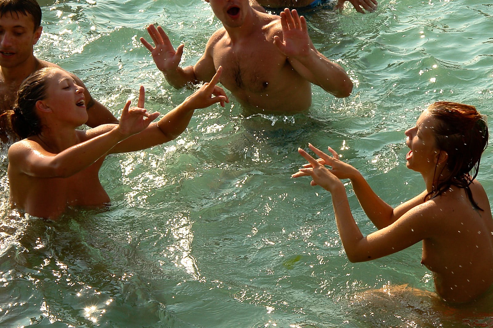 buna pizda si cur plaja