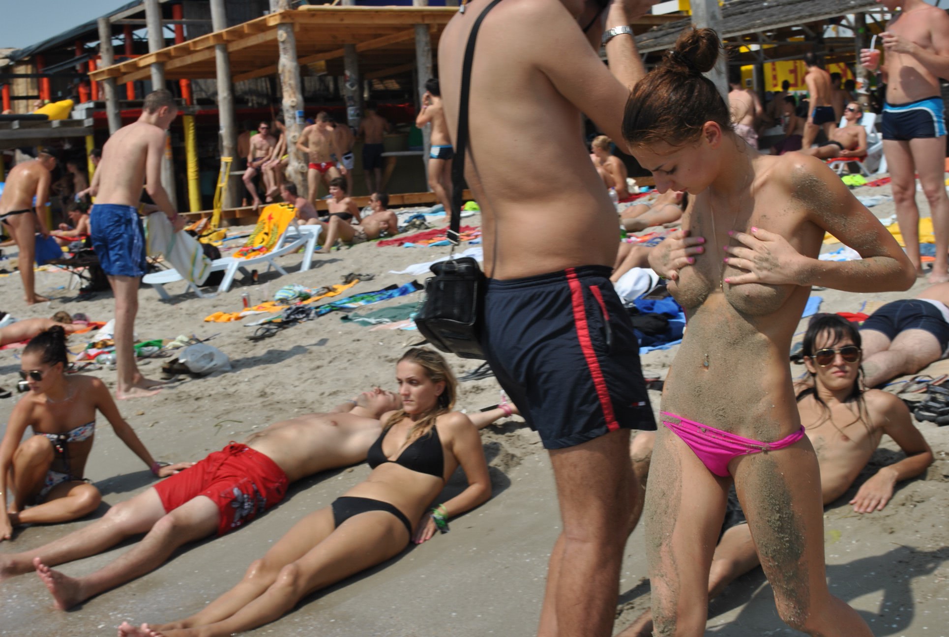 umpluta pizda si tate la bronzat