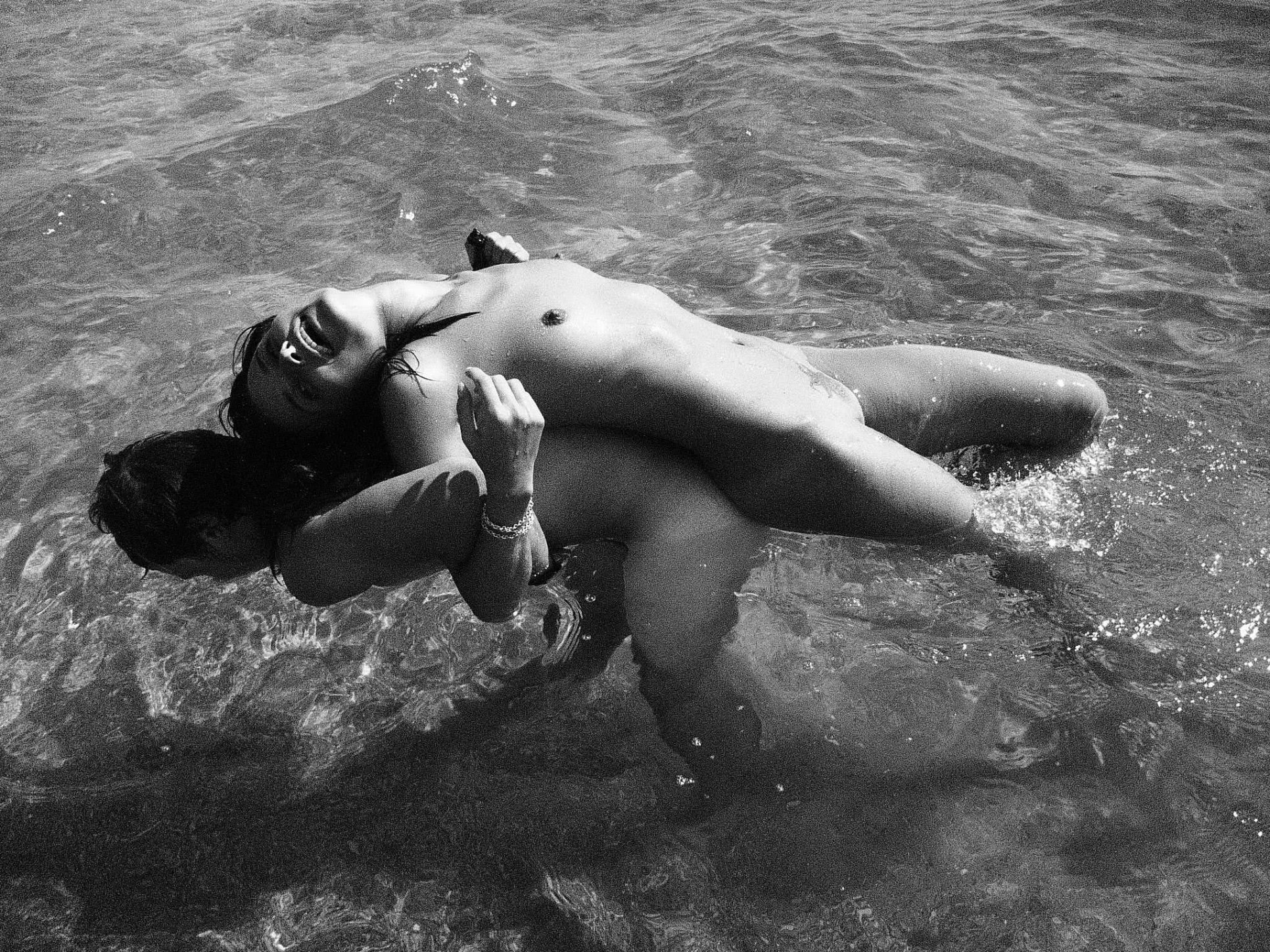 pizde goale la plaja galati jpg pizde goale la plaja galati